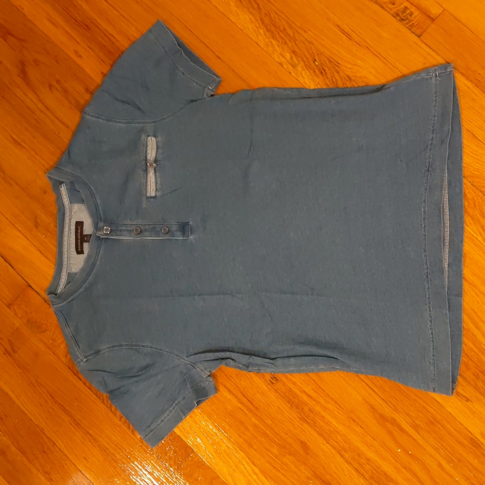 Banana Republic Medium Indigo Short Sleeve Henley